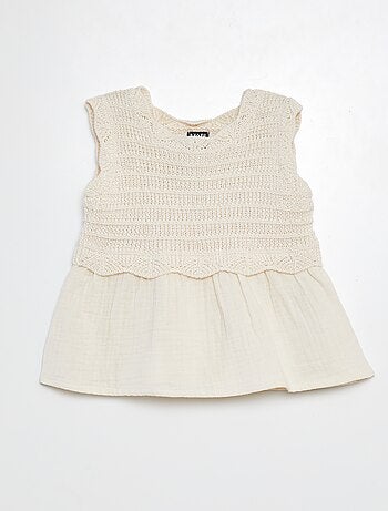 Sudadera de croché sin mangas con bajo de gasa de algodón
