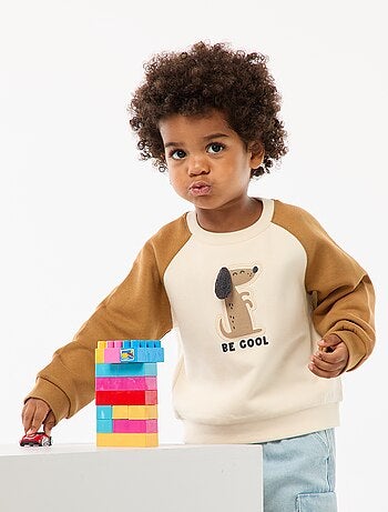 Sudadera de cuello redondo con diseño