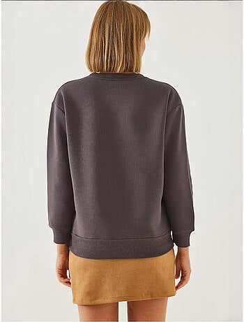 Sudadera de cuello redondo con estampado de corazón lucci