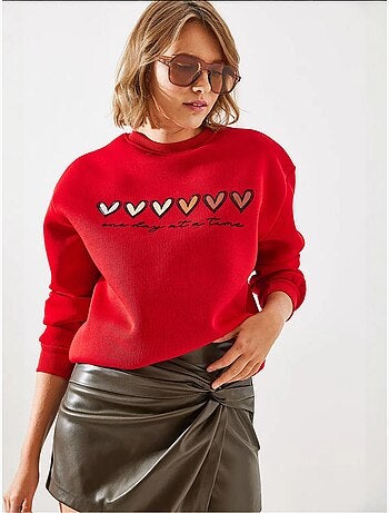 Sudadera de cuello redondo con estampado de corazón lucci