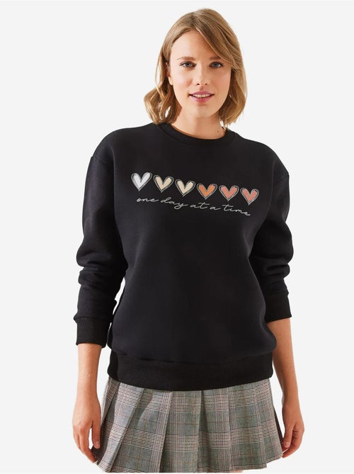 Sudadera de cuello redondo con estampado de corazones lucci - Kiabi