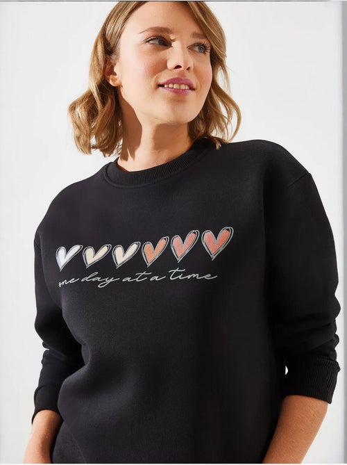 Sudadera de cuello redondo con estampado de corazones lucci - Kiabi