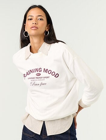 Sudadera de cuello redondo con inscripción delantera
