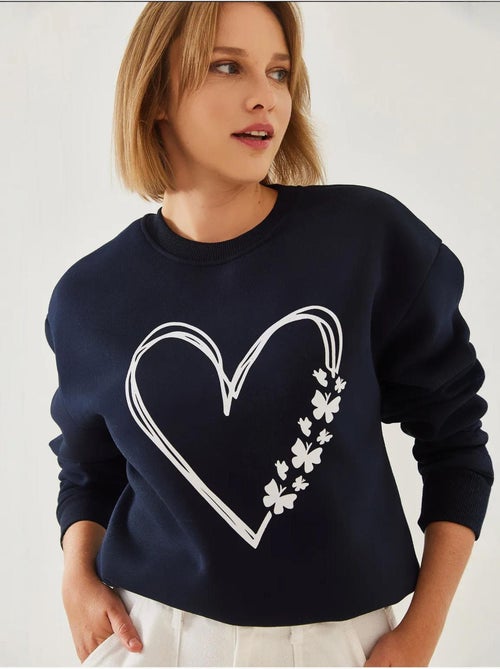 Sudadera de hilo cepillado con cuello redondo y detalle de corazón estampado lucci - Kiabi