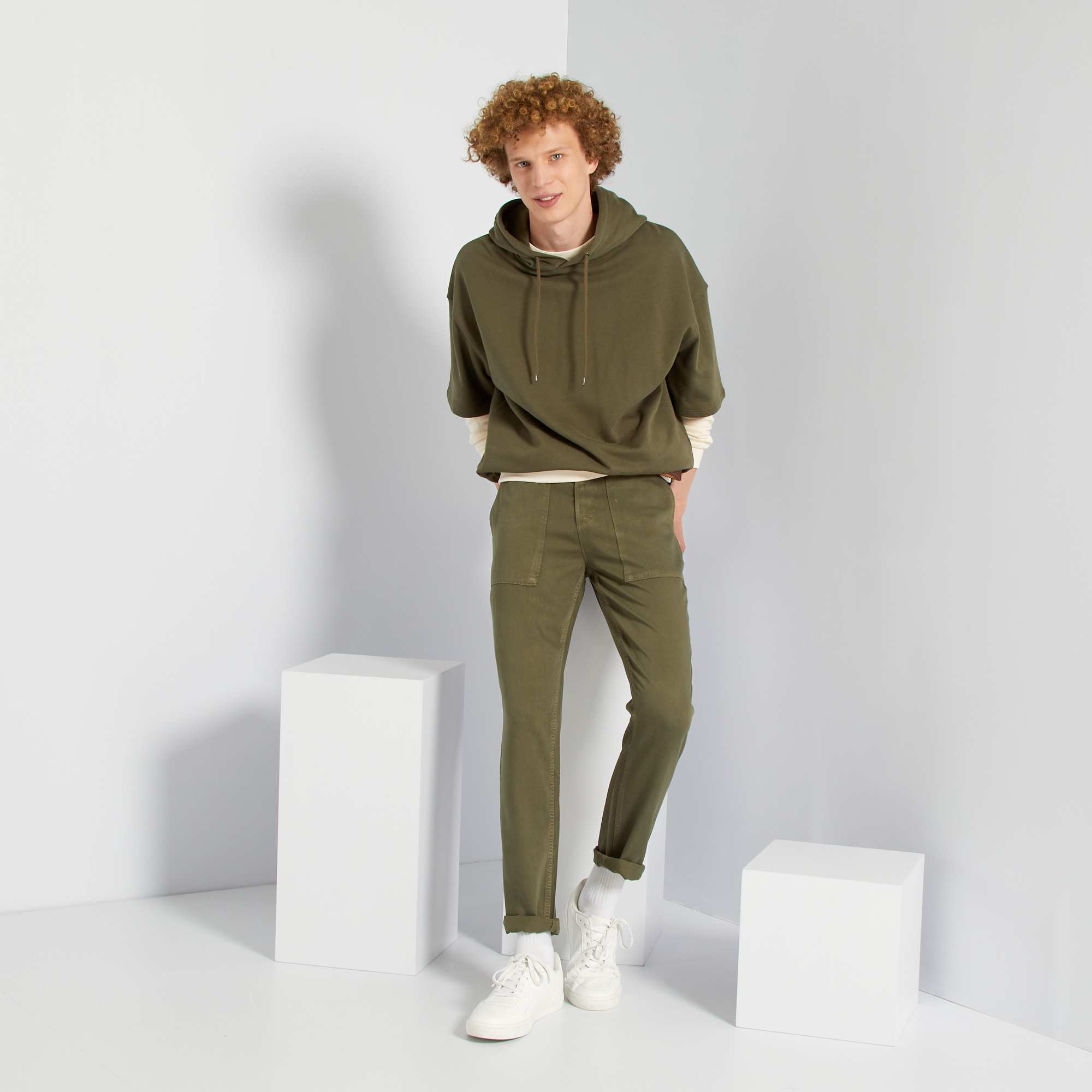 Sudadera de manga corta con capucha Hombre talla SXXL BEIGE Kiabi 15,00€ Sudadera de manga corta con capucha Hombre talla SXXL BEIGE Kiabi 15,00€