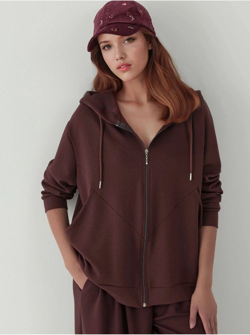 Sudadera de manga larga con cuello y cremallera estampada hiccup - Kiabi Sudadera de manga larga con cuello y cremallera estampada hiccup - Kiabi