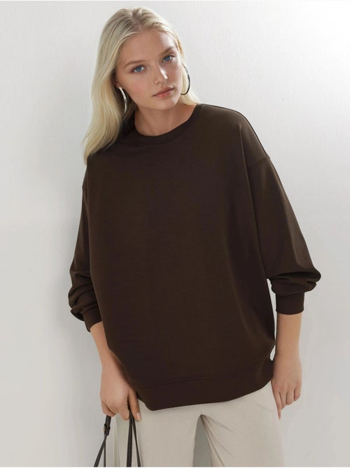 Sudadera de punto con cuello redondo y corte relajado busem - Kiabi Sudadera de punto con cuello redondo y corte relajado busem - Kiabi