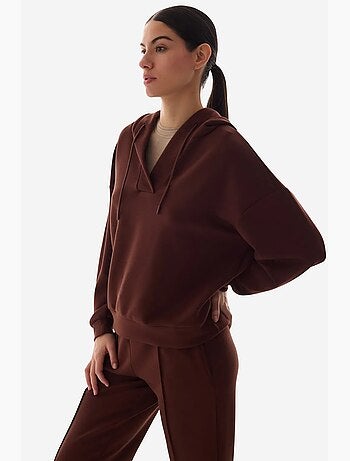 Sudadera de textura sedosa, cuello en v y manga larga penti