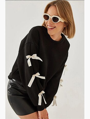 Sudadera de tres hilos cepillados con mangas con lazo lucci