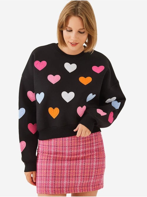 Sudadera de triple hilo cepillado con bordado de corazón lucci - Kiabi Sudadera de triple hilo cepillado con bordado de corazón lucci - Kiabi
