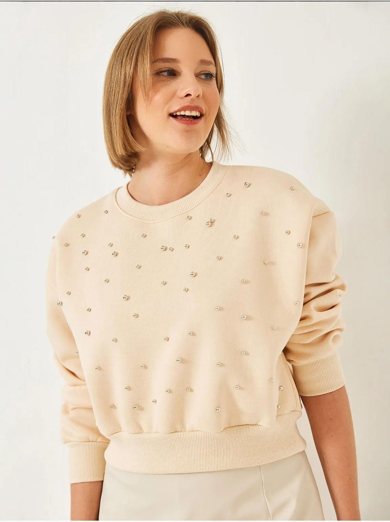 Sudadera de triple hilo cepillado con tachuelas de perlas y cuello redondo lucci Beige arcilla - Kiabi