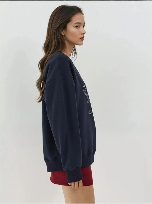 Sudadera estampada con cuello redondo hiccup - Kiabi Sudadera estampada con cuello redondo hiccup - Kiabi