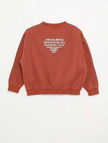 Sudadera holgada con cortes y bolsillo en el pecho