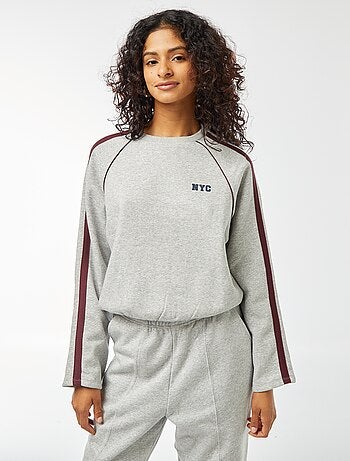 Sudadera jaspeada de estilo deportivo