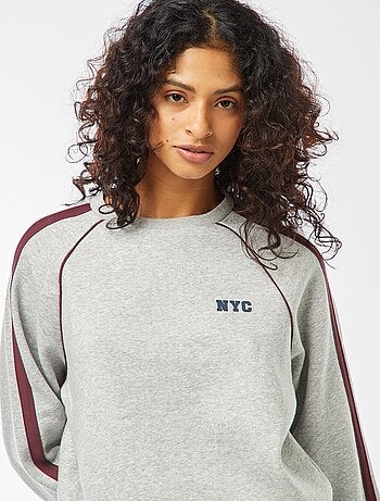 Sudadera jaspeada de estilo deportivo