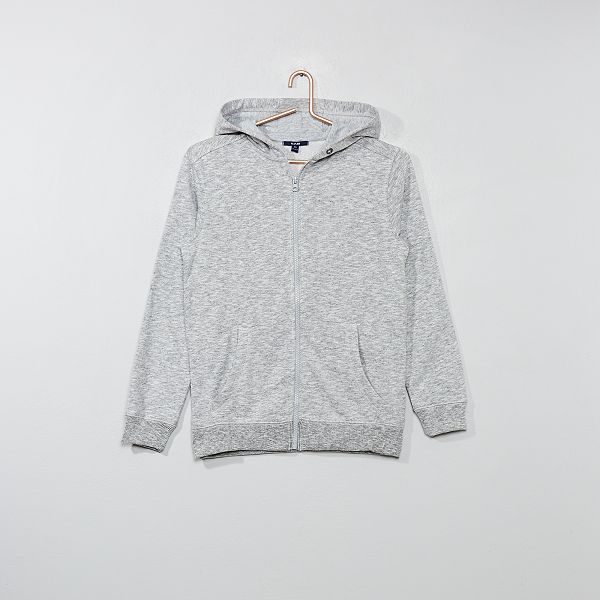 sudadera gris niño