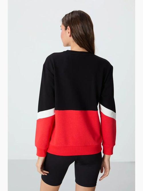 Sudadera oversize color block con cuello redondo tommy - Kiabi Sudadera oversize color block con cuello redondo tommy - Kiabi