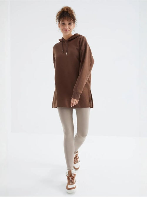 Sudadera oversize con bolsillo tommy - Kiabi Sudadera oversize con bolsillo tommy - Kiabi
