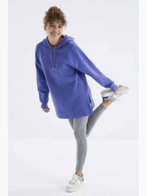 Sudadera oversize con capucha y bolsillo tommy - Kiabi Sudadera oversize con capucha y bolsillo tommy - Kiabi