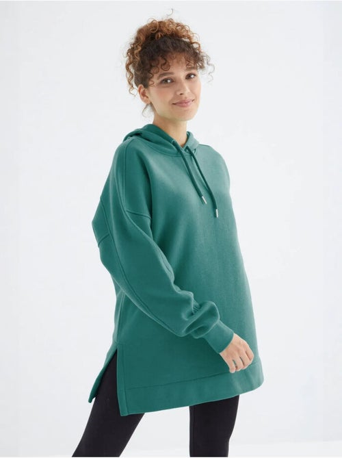 Sudadera oversize con capucha y bolsillo tommy - Kiabi Sudadera oversize con capucha y bolsillo tommy - Kiabi