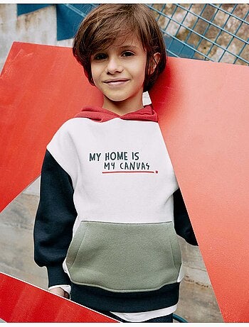 Sudadera perchada con capucha y estampado