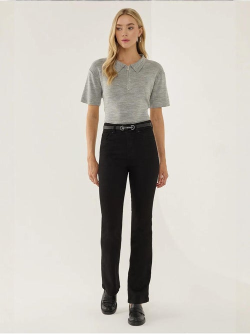Suéter con cuello polo y cremallera - Kiabi Suéter con cuello polo y cremallera - Kiabi