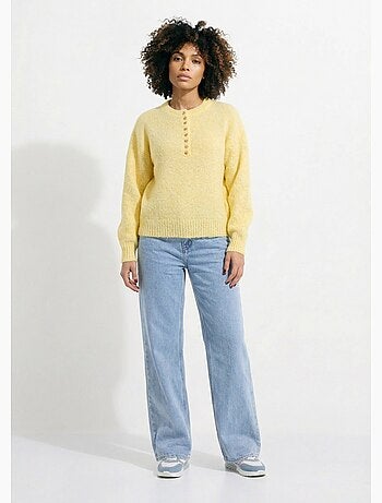 Suéter con lana y pequeños botones metálicos. - AFIBEL