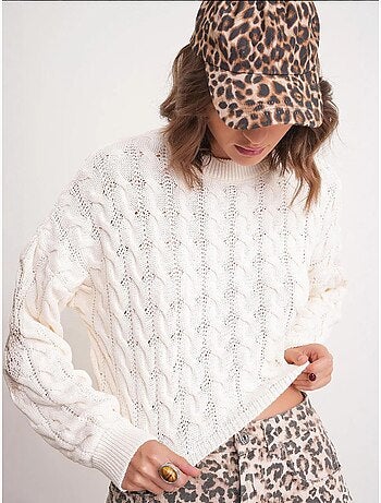 Suéter corto grueso con patrón de trenza de pelo mixray