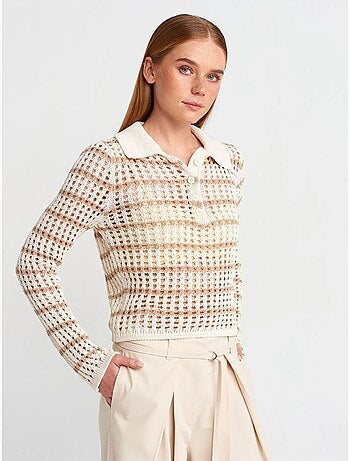 Suéter de punto a rayas con cuello polo y botones