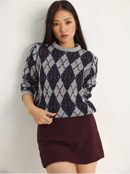 Suéter de punto de cuello redondo para mujer con estampado de rombos lucci - Kiabi Suéter de punto de cuello redondo para mujer con estampado de rombos lucci - Kiabi