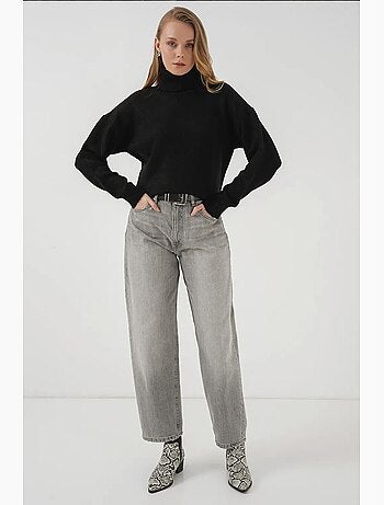 Suéter de punto extragrande con cuello alto bdart
