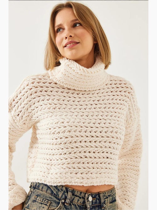 Suéter de punto trenzado con cuello alto lucci - Kiabi Suéter de punto trenzado con cuello alto lucci - Kiabi