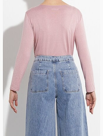 Suéter fino de angora y lana, cuello en pico