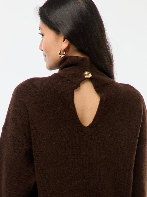 Suéter suave con abertura joya en la espalda - Kiabi