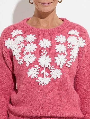 Suéter suave de cuello redondo con flores bordadas. - Afibel