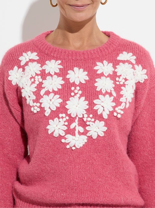 Suéter suave de cuello redondo con flores bordadas. - Afibel - Kiabi