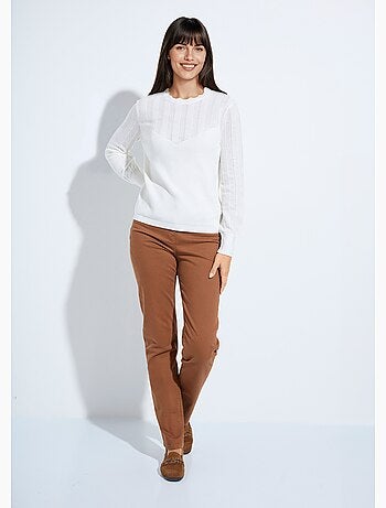 Suéter suave de cuello redondo con mangas largas y abullonadas. - Afibel