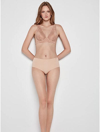Sujetador bralette con aro y foam, en tejido de encaje