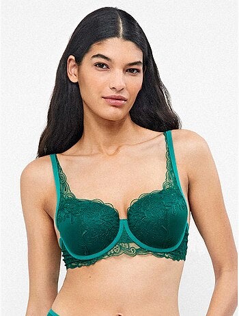 Sujetador bralette de capacidad con aro en tejido de tul y encaje. Copas B, C y D