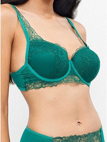Sujetador bralette de capacidad con aro en tejido de tul y encaje. Copas B, C y D