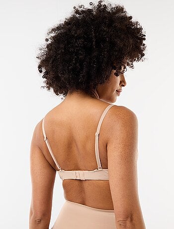 Sujetador de triángulo invisible de microfibra