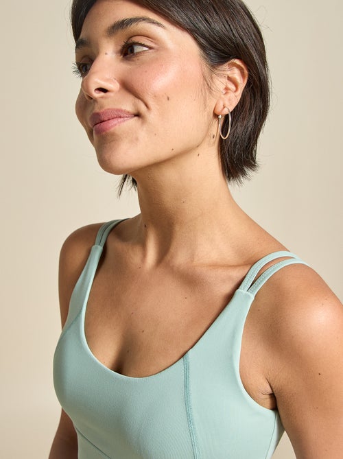 Sujetador deportivo efecto retorcido en la espalda sujeción fuerte - (ekstract) - Kiabi Sujetador deportivo efecto retorcido en la espalda sujeción fuerte - (ekstract) - Kiabi