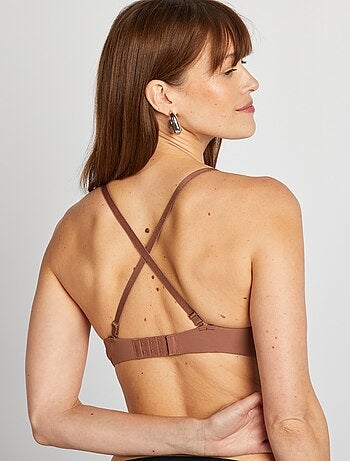 Sujetador de triángulo invisible de microfibra