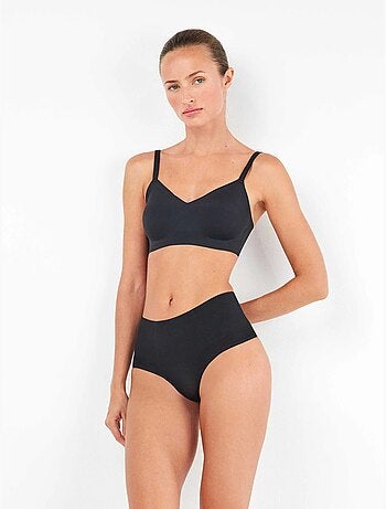 Tanga alto sin costuras con efecto control en cintura