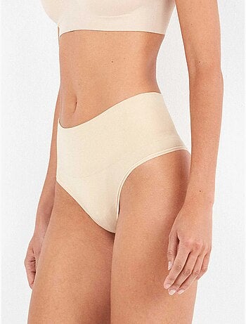 Tanga alto sin costuras con efecto control en cintura
