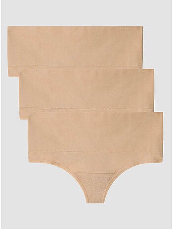 Tanga alto sin costuras con efecto control en cintura