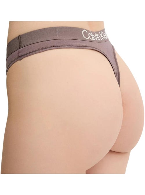 Tanga Calvin Klein Jeans para Mujer - Kiabi Tanga Calvin Klein Jeans para Mujer - Kiabi