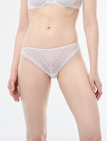 Tanga de encaje