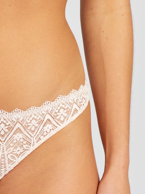 Tanga de encaje con flores - Kiabi