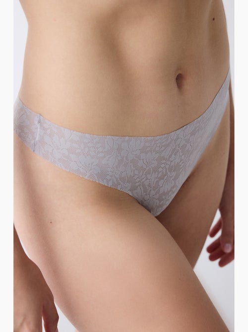 Tanga invisible de encaje corte láser penti - Kiabi Tanga invisible de encaje corte láser penti - Kiabi